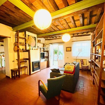 La Casa In Valli 35 Villa บาญญี ดี ลุกกา ภายนอก รูปภาพ