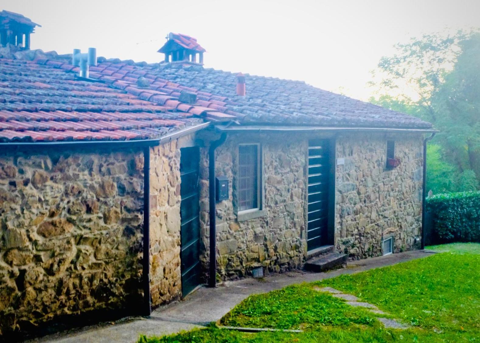 La Casa In Valli 35 Villa บาญญี ดี ลุกกา ภายนอก รูปภาพ