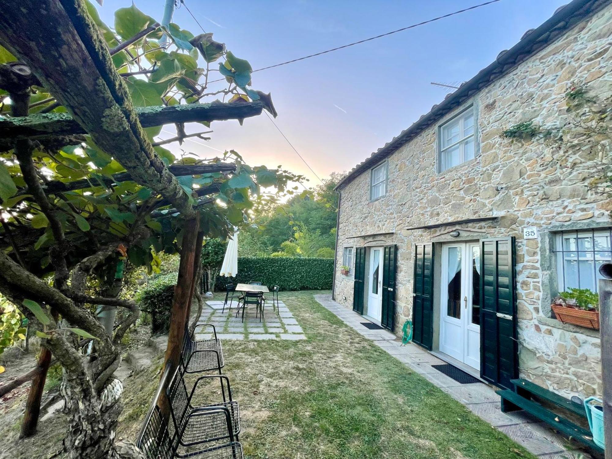 La Casa In Valli 35 Villa บาญญี ดี ลุกกา ภายนอก รูปภาพ